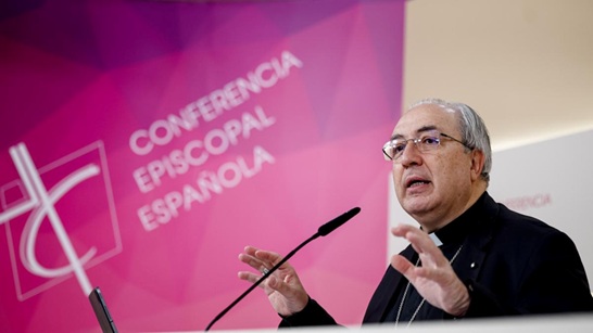 ‘Para dar luz’ vuelve a la oscuridad de un cajón: los obispos deciden que su informe sobre abusos sexuales ya no será público